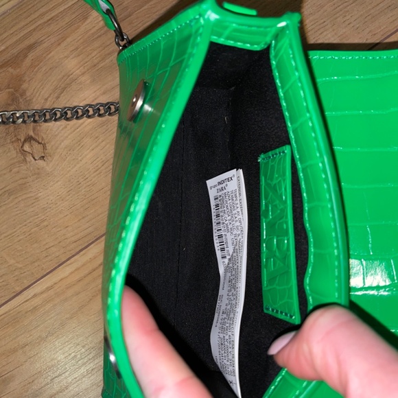Zara bright green mini City Bag - Picture 7 of 9